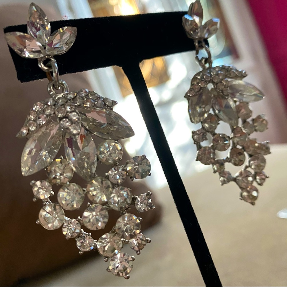 Great party Earrings 2x$20